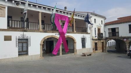 Imagen Peraleda de la Mata se suma a la lucha contra el Cáncer de Mama