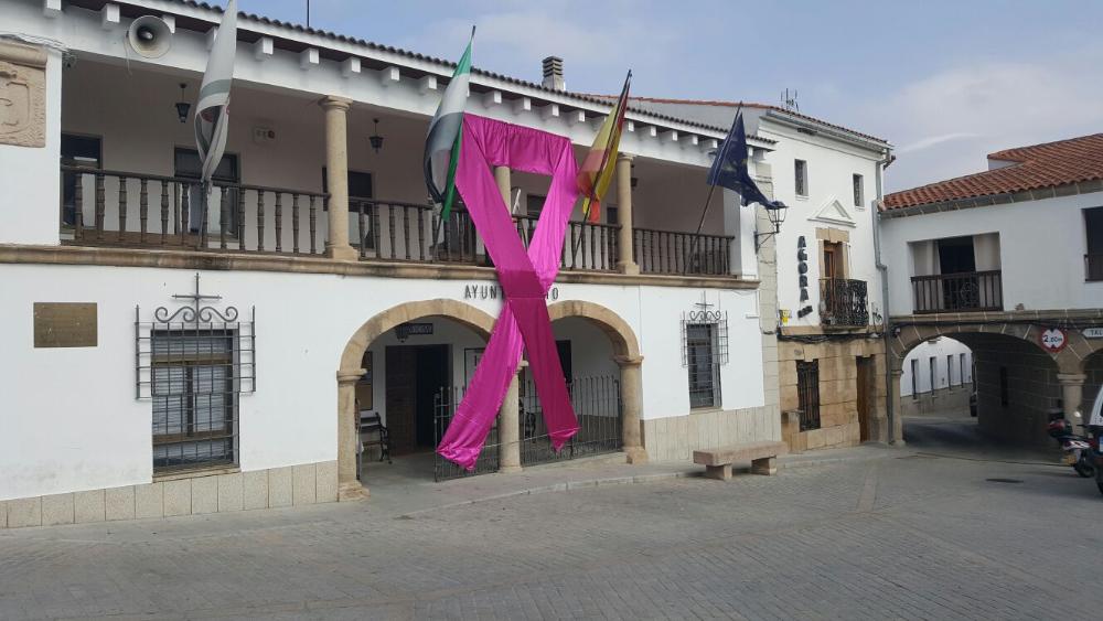 Imagen Peraleda de la Mata se suma a la lucha contra el Cáncer de Mama